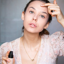 Last bilde inn i galleri  Revlon Ultimate Glow Clean and Make up Sonic Facial Brush