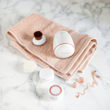 Last bilde inn i galleri  Revlon Ultimate Glow Clean and Make up Sonic Facial Brush