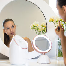 Last bilde inn i galleri  Revlon Ultimate Glow Beauty Mirror